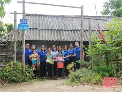 Giảm nghèo bền vững nhờ nguồn vốn vi mô